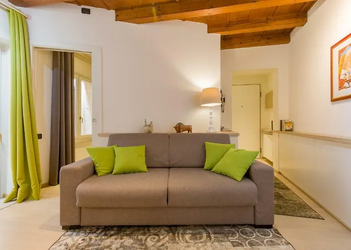 Vecchia Verona Rooms & Apartments
