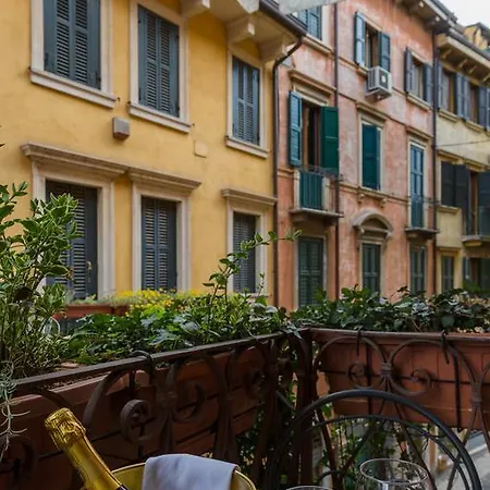 Vecchia Verona Rooms & Apartments Exterior photo
